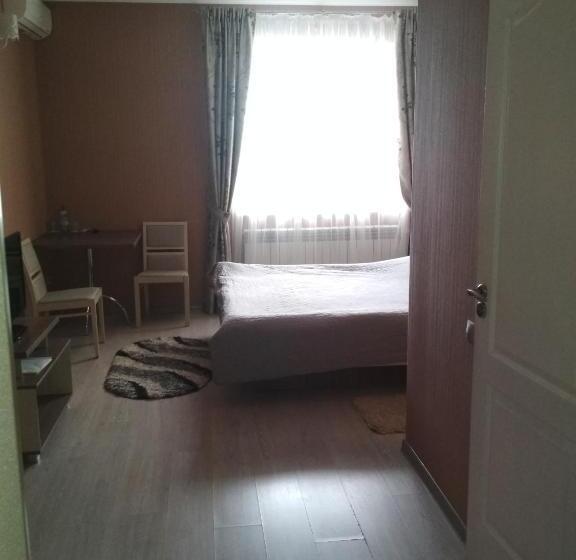 高级大房间, Dalos Plus