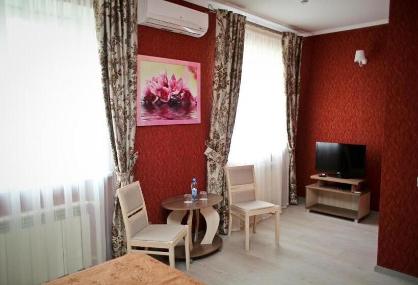 高级大房间, Dalos Plus