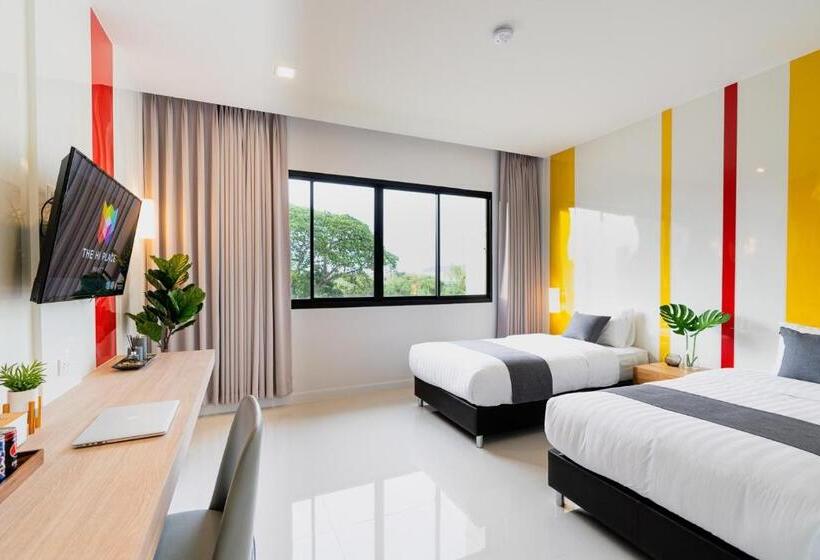 اتاق سوپریور, The Hi Place