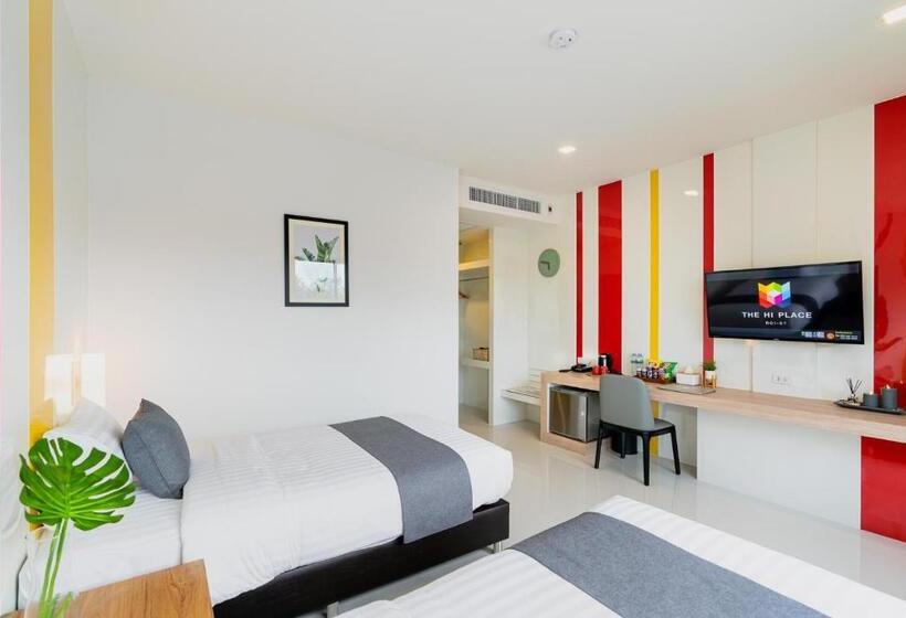 اتاق سوپریور, The Hi Place