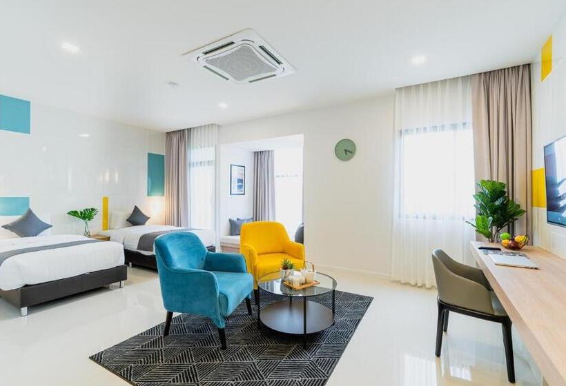 سوئیت با بالکن, The Hi Place