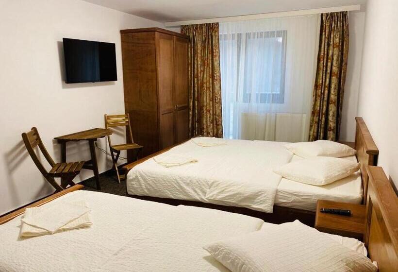 Номер Стандарт Трехместный, Grand Caciulata
