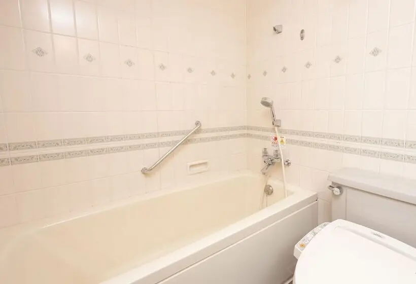 Deluxe Neljän Hengen Huone, Mystays Hiroshima Peace Park