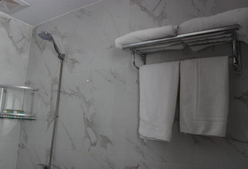 Люкс с Балконом, Rayat Alshalal Hotel 2