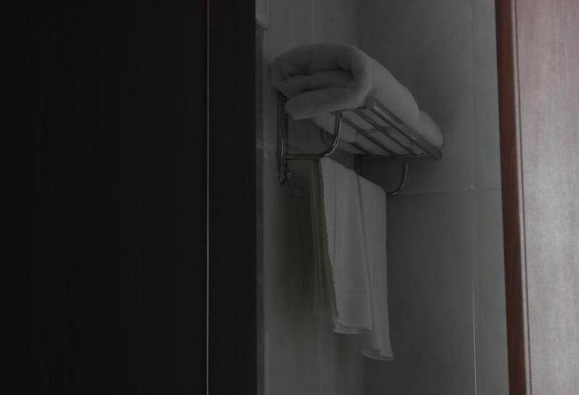 스위트, Rayat Alshalal Hotel 2