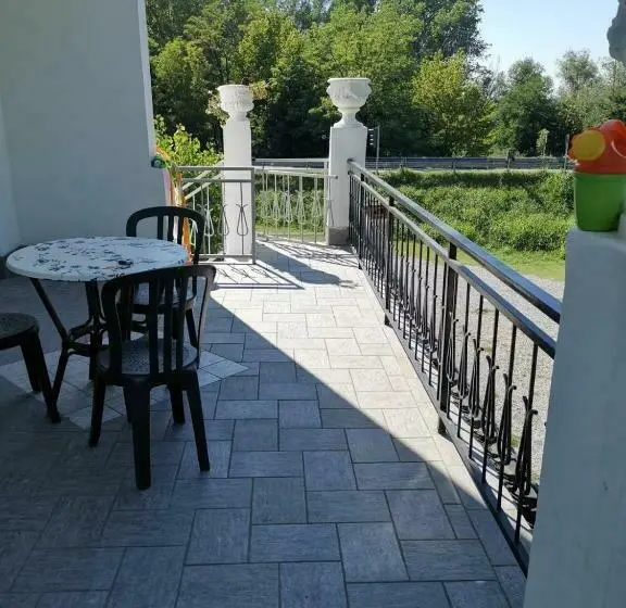 テラス付きスタンダードルーム, Locanda Zanzarina D Oro Nel Parco Oglio Sud