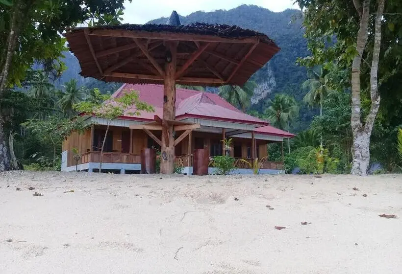 オーシャンビューデラックスルーム, Nusa Nalan Beach Resort