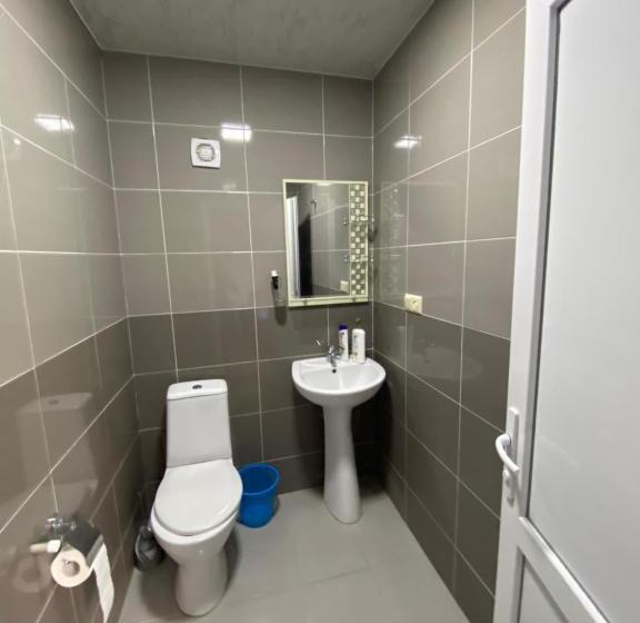 اتاق استاندارد سه نفره, Guesthouse Hill Side