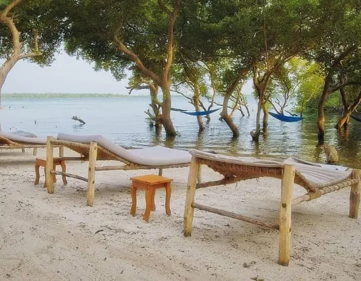 オーシャンビュースタンダードルーム, Mafia Beach Bungalows Sea View