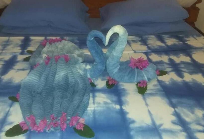 オーシャンビュースタンダードルーム, Mafia Beach Bungalows Sea View