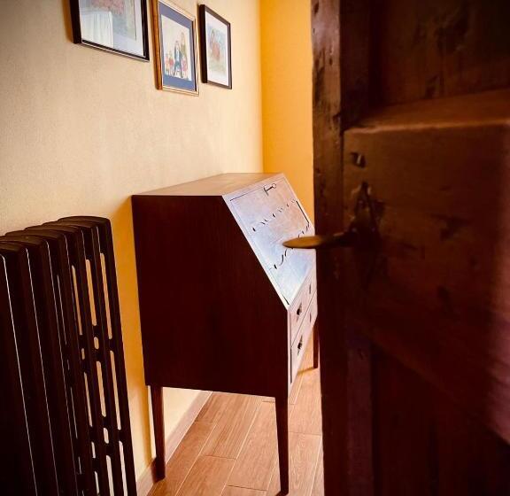 דירת חדר סופריור, Agriturismo Casale Montebello