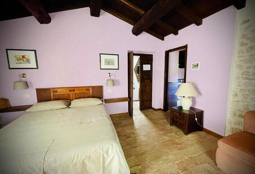 디럭스 룸, Agriturismo Casale Montebello