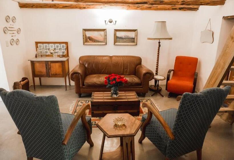 غرفة عائلية, Schaftplaas Cottages