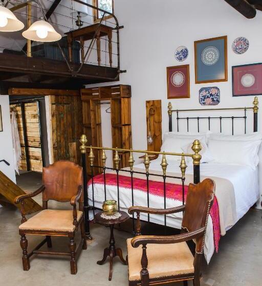 جناح عائلي, Schaftplaas Cottages