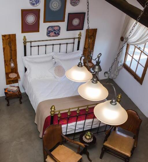 جناح عائلي, Schaftplaas Cottages