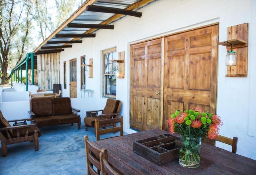 جناح عائلي, Schaftplaas Cottages