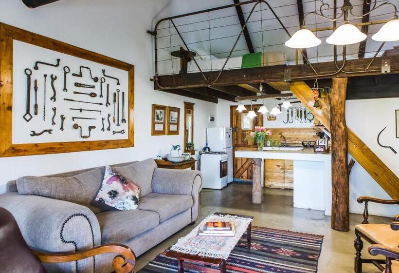 جناح عائلي, Schaftplaas Cottages