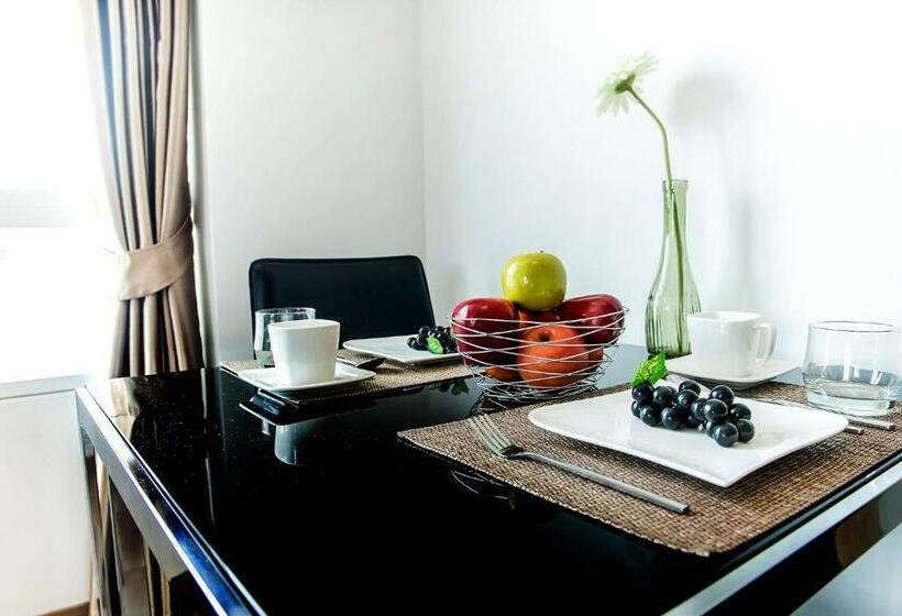 חדר סטנדרט עם מיטת קינג, The Violin Sriracha