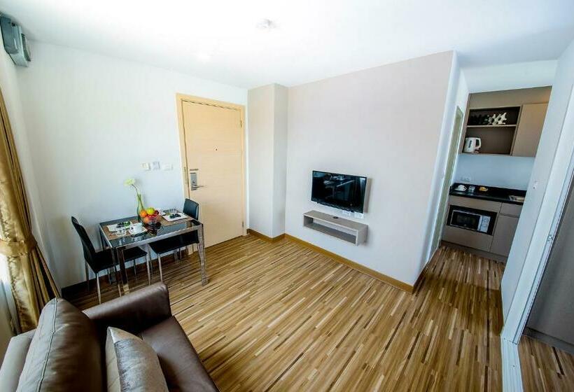 חדר סטנדרט עם מיטת קינג, The Violin Sriracha