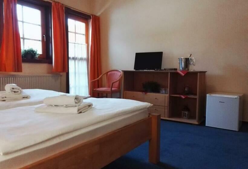 חדר משפחתי, Penzión Schweintaal