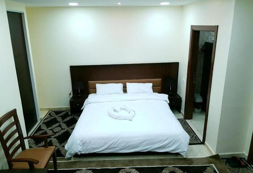 آپارتمان 1 خوابه, Robou Al Sharq