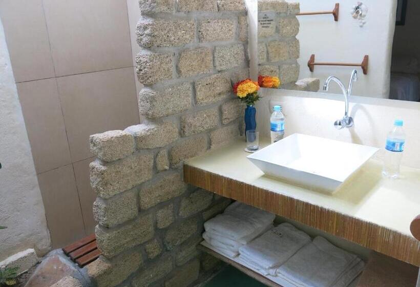 اتاق استاندارد, La Posada De Los Tumpis