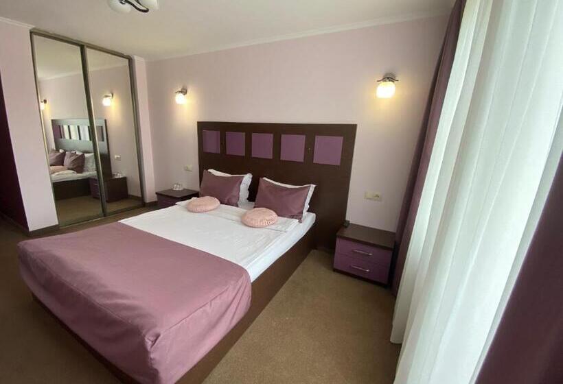 Номер Стандарт, Amber Hotel & Cafe