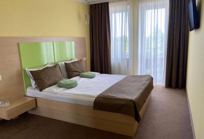 Номер Стандарт, Amber Hotel & Cafe