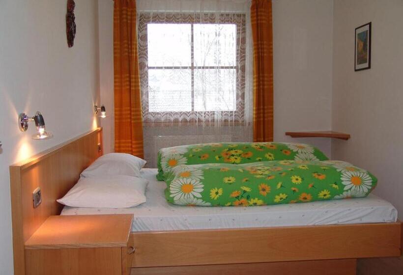 Апартаменты 3 Спальни, Appartement Gandler