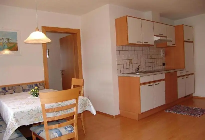 ３ベッドルームアパートメント, Appartement Gandler