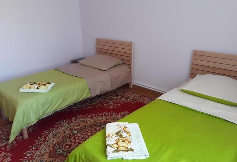 디럭스 룸, Green Dilijan B&b