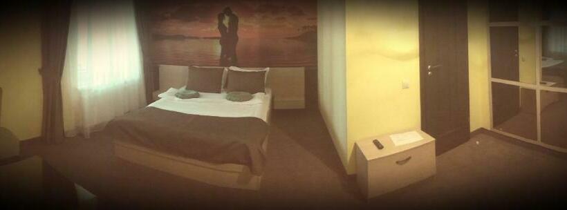 غرفة ديلوكس, Amber Hotel & Cafe