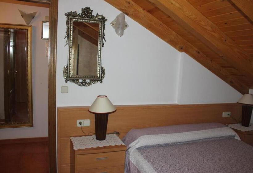 דירת חדר סופריור, Fonda Muntanya