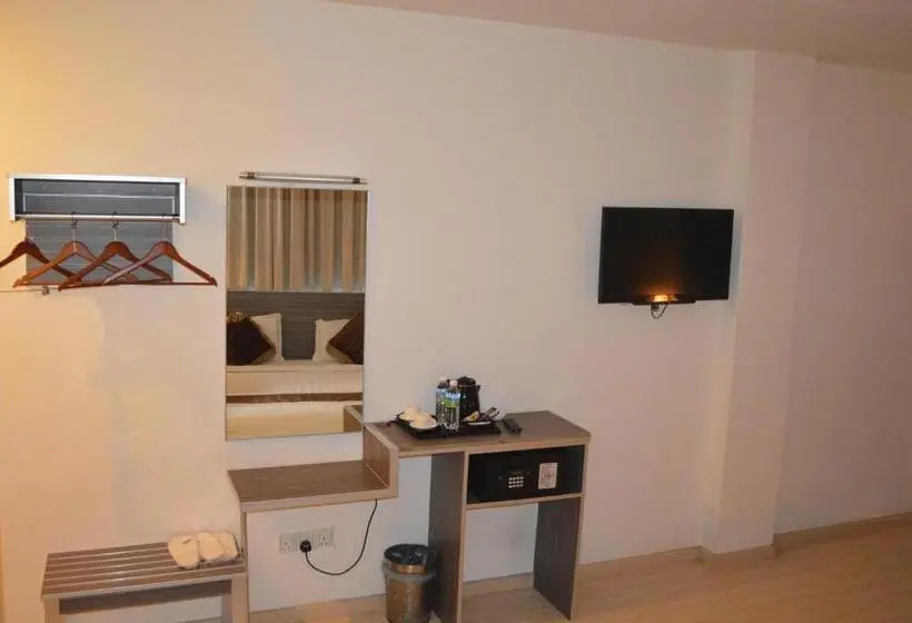 デラックストリプルルーム, K Garden Hotel Bagan Serai