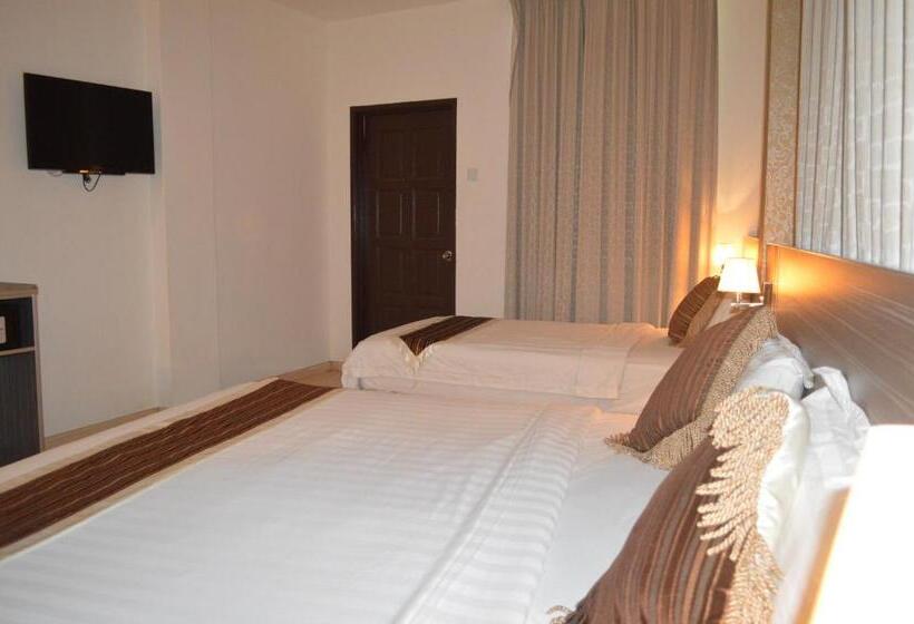 Трехместный Номер Deluxe, K Garden Hotel Bagan Serai