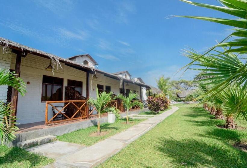 اتاق استاندارد چهار تخته, La Choza Bungalows