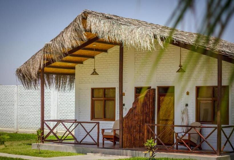 استودیوی استاندارد, La Choza Bungalows