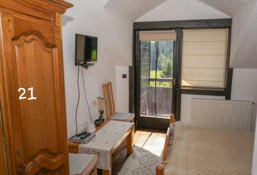 غرفة قياسية مطلة على الجبل, Pensiunea Maria Bucovina