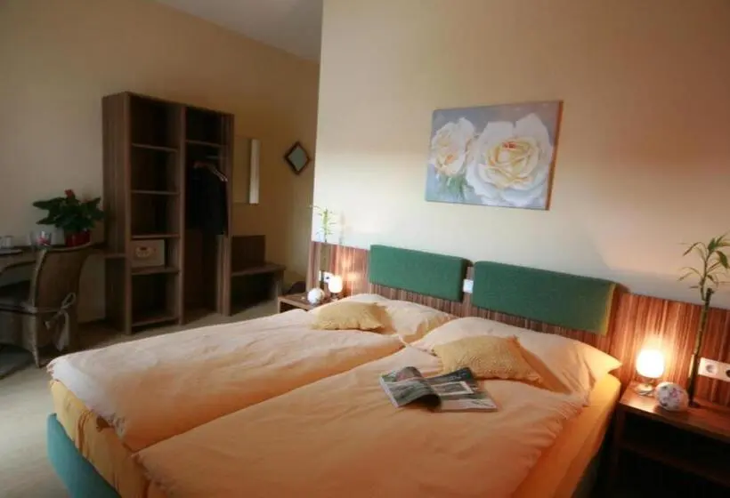 バルコニー付きスタンダードルーム, Rosenhotel   Serviced Apartments