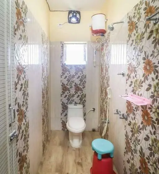 デラックスの４人部屋, Somani Inn