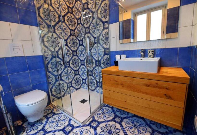 اتاق لوکس چهار تخته, Antica Residenza Amalfitana