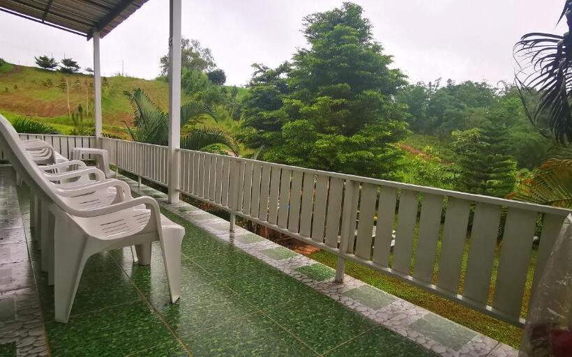 4인용 스탠다드 룸, บ้านเอื้อมดาว เขาค้อ