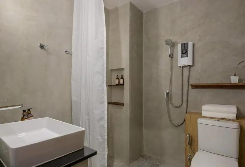 バルコニー付きスタンダードルーム, The Motifs Eco Hotel   Sha Extra Plus