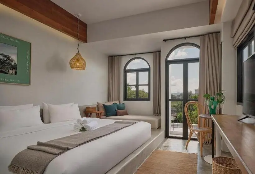バルコニー付きスタンダードルーム, The Motifs Eco Hotel   Sha Extra Plus