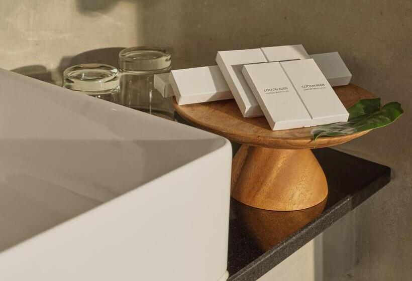 带大床的套房, The Motifs Eco Hotel   Sha Extra Plus