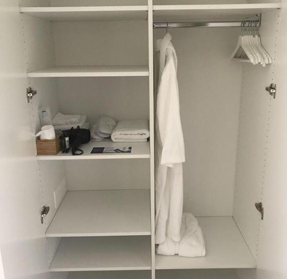 חדר סטנדרט יחיד, Wolke 4