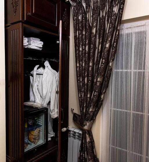 اتاق استاندارد, едем