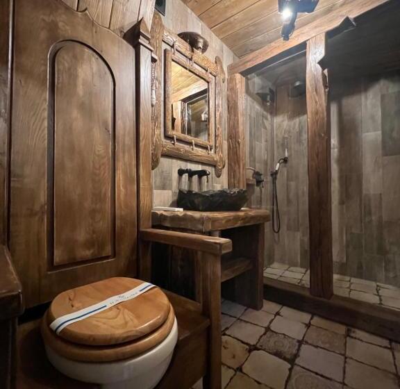 اتاق استاندارد چهار تخته, едем