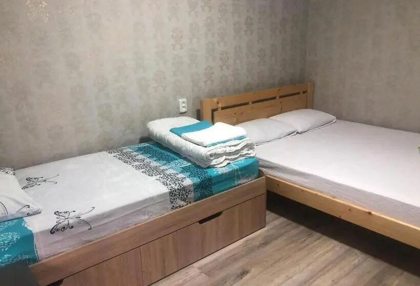 トリプルクラシックルーム, гостиный дом Comfort