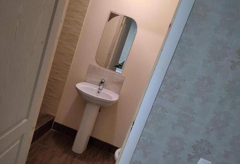 Cameră Triplă Clasică, гостиный дом Comfort